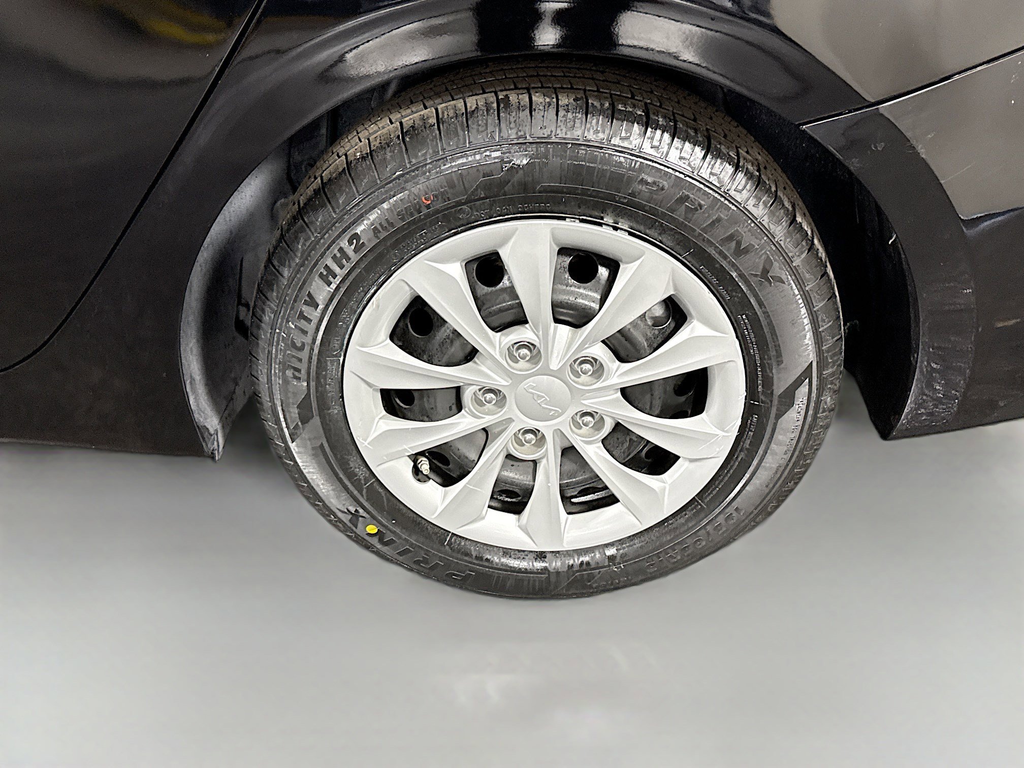 Used 2024 Kia Forte LX image 36