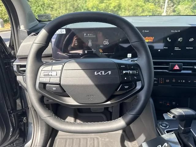 New 2026 Kia Sportage EX AWD/4WD image 9