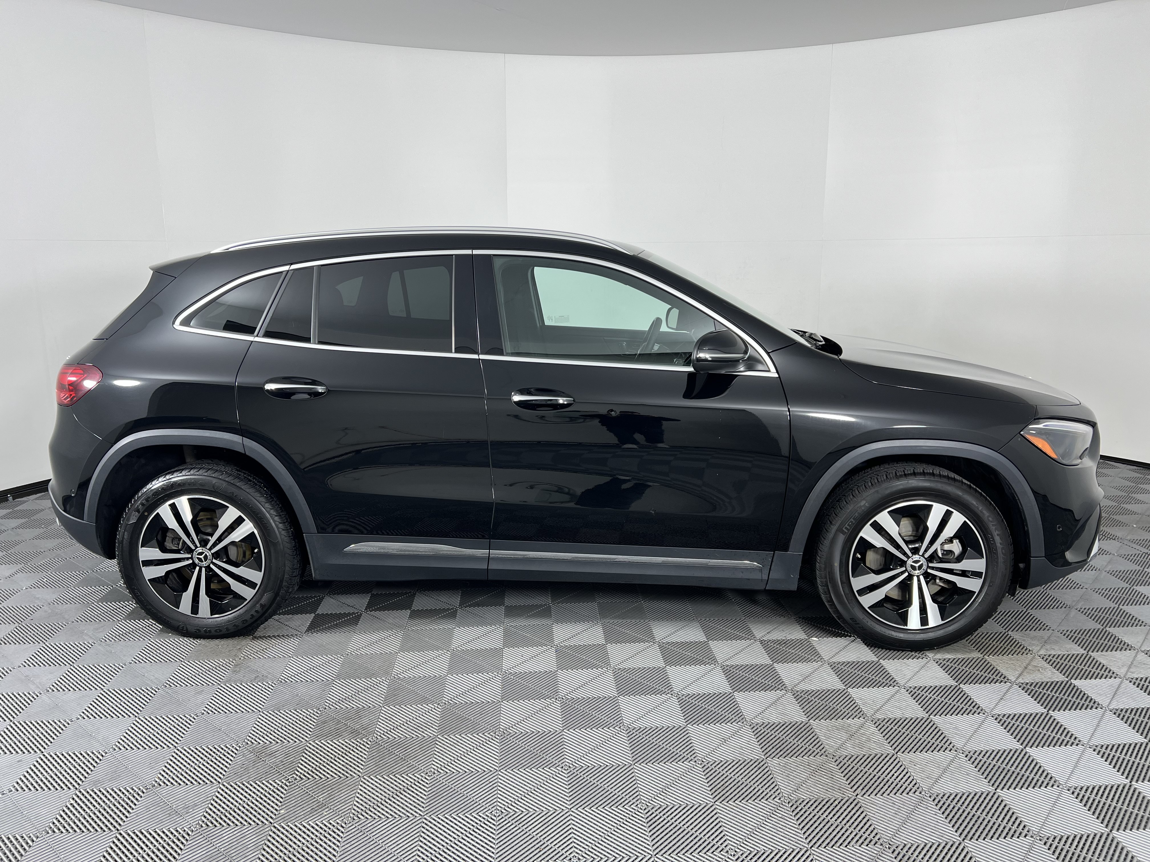 Certified 2025 Mercedes-Benz GLA 250 4MATIC image 14