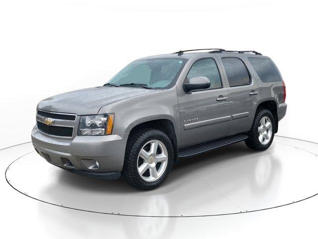 Used 2009 Chevrolet Tahoe LT w/ Luxury Package image 2