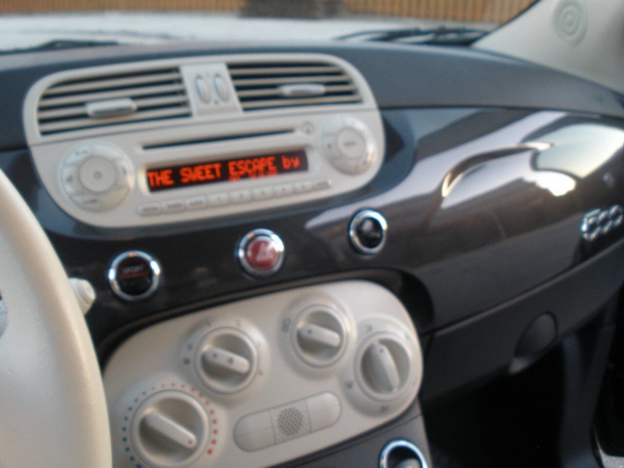 Used 2014 FIAT 500 Pop image 37