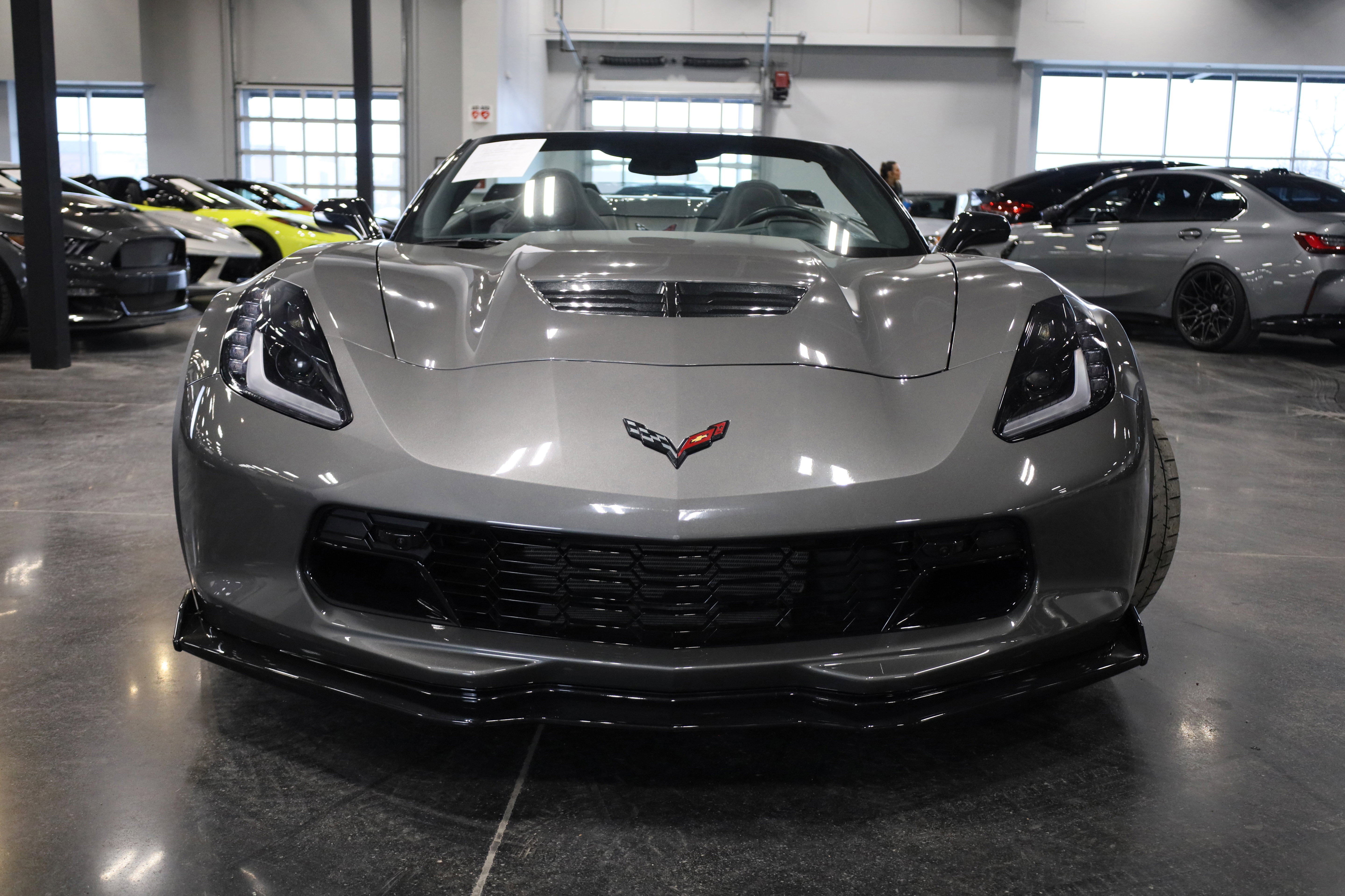 Used 2016 Chevrolet Corvette Z06 w/ 3LZ Preferred Equipment Group image 2