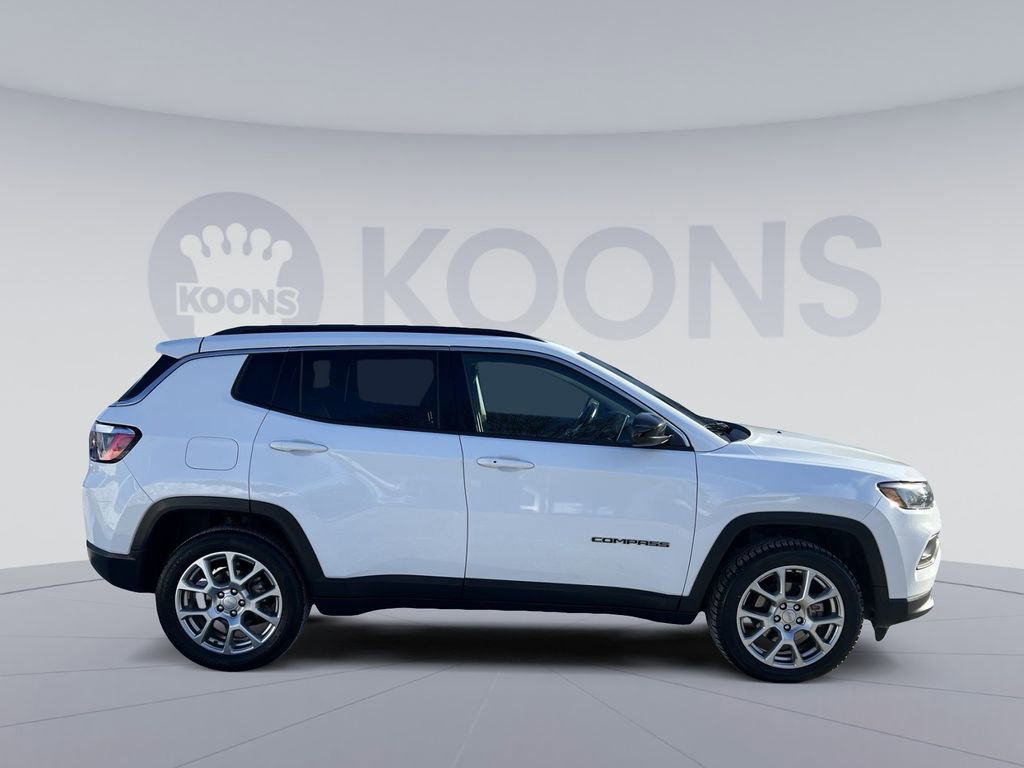Used 2022 Jeep Compass Latitude image 8