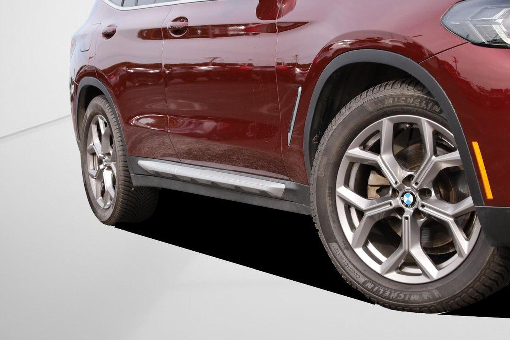 Used 2022 BMW X3 xDrive30i w/ Premium Package 2 AWD/4WD image 3