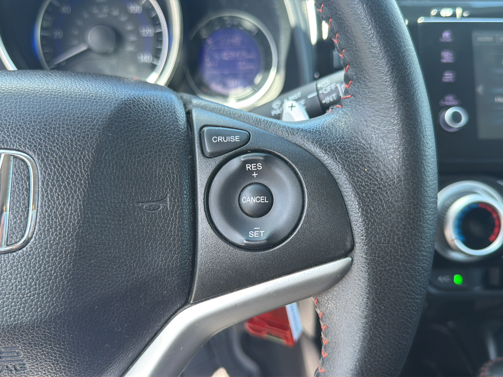 Used 2018 Honda Fit Sport image 31