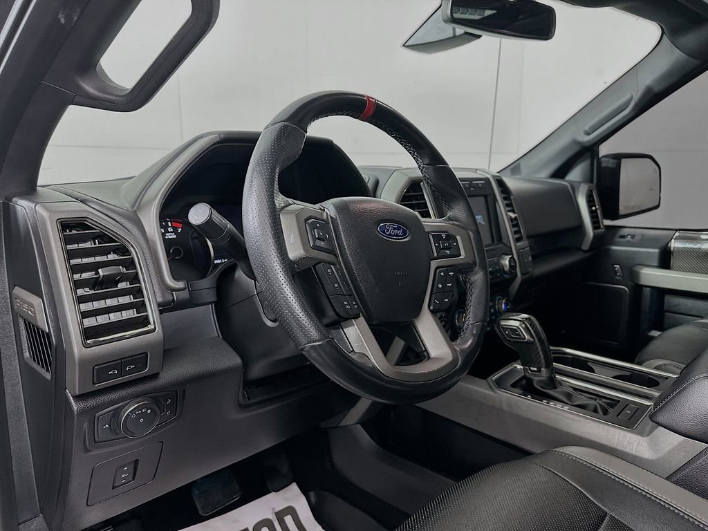 Used 2018 Ford F150 Raptor w/ Equipment Group 802A Luxury AWD/4WD image 9