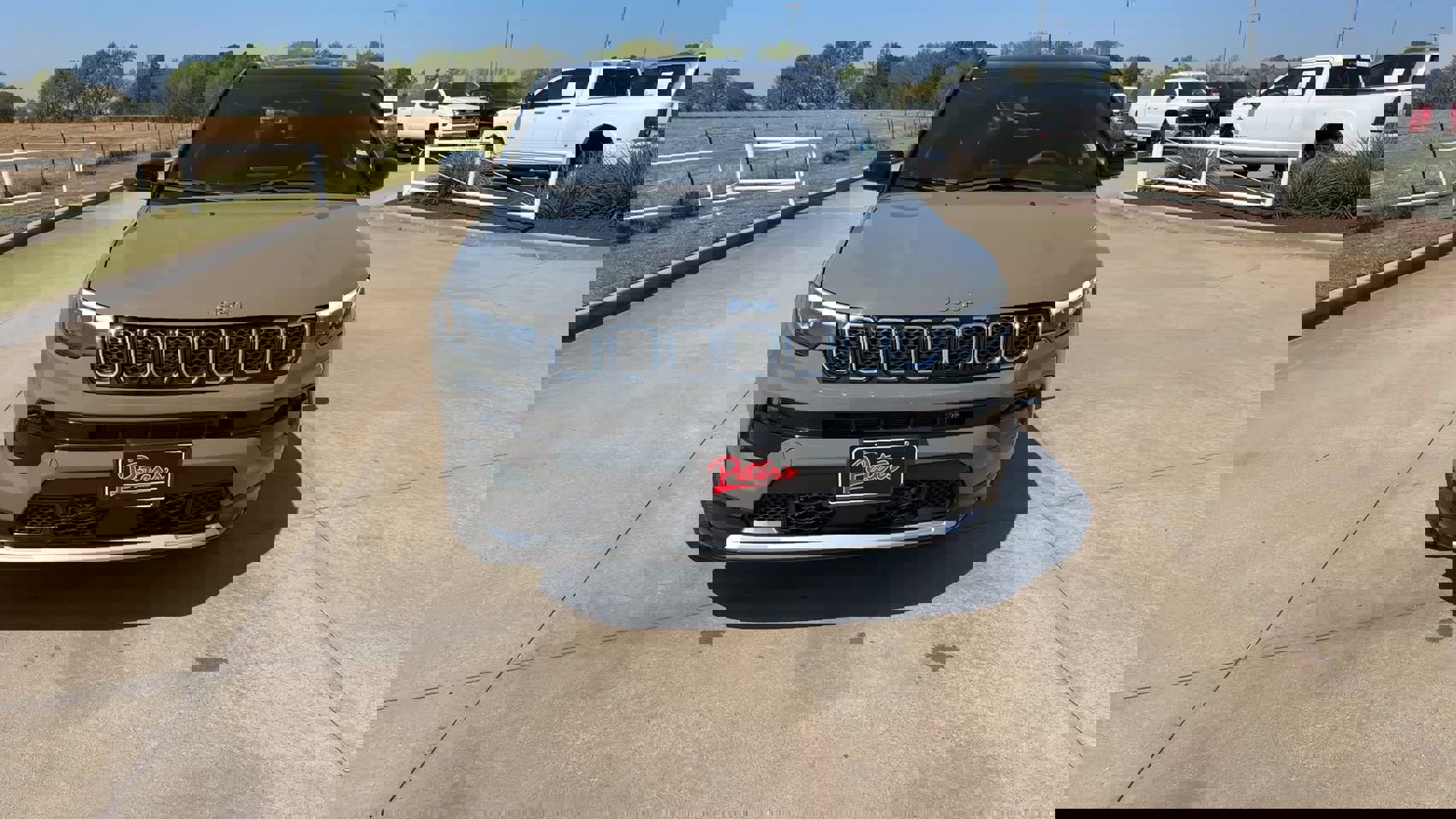 Used 2024 Jeep Compass Limited w/ Elite Group image 4