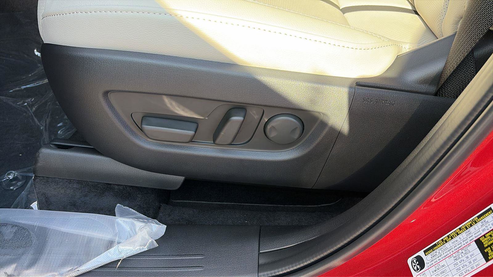 New 2025 MAZDA CX-70 Plug-In Hybrid w/ Premium Pkg image 13