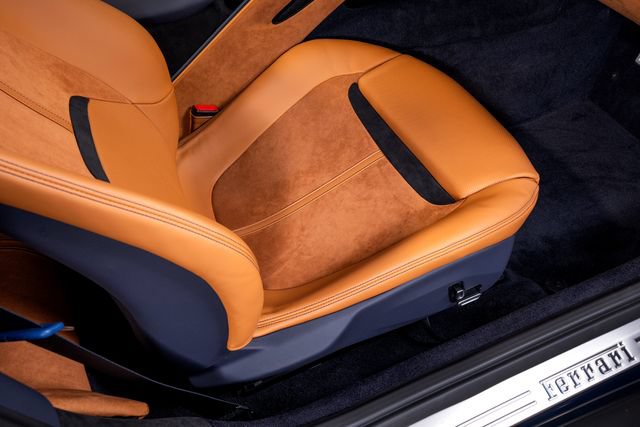 Used 2026 Ferrari Roma Spider RWD image 54