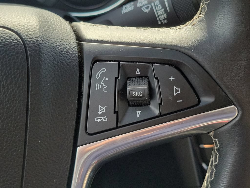 Used 2020 Buick Encore Preferred FWD image 25