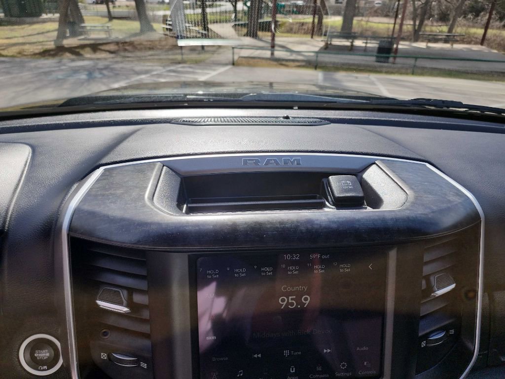 Used 2020 RAM 1500 Lone Star image 29