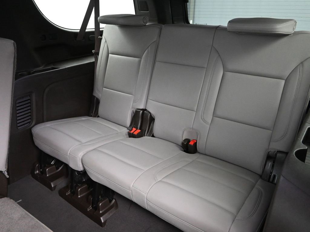Used 2024 Chevrolet Suburban LT image 22