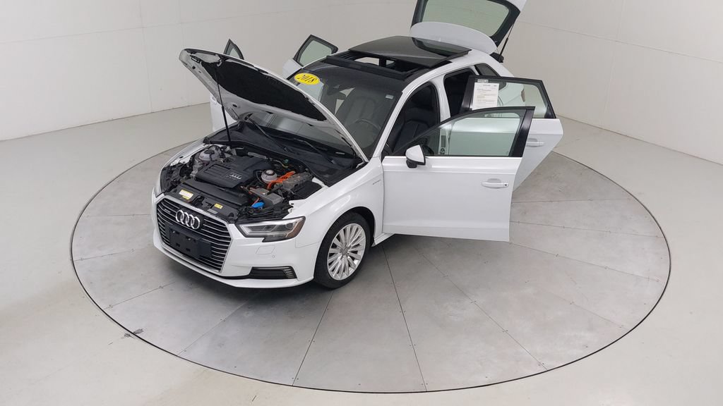 Used 2018 Audi A3 e-tron Prestige w/ Prestige Package FWD image 44