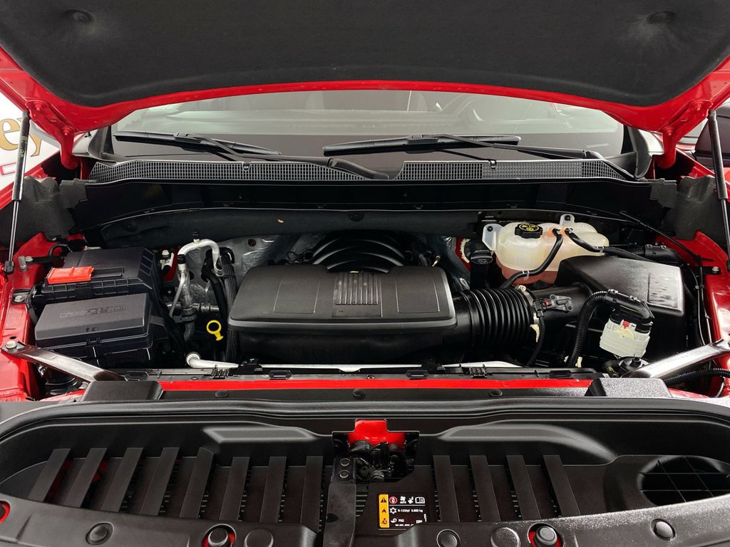Certified 2023 Chevrolet Silverado 1500 RST w/ LPO, Dark Essentials Package AWD/4WD image 23