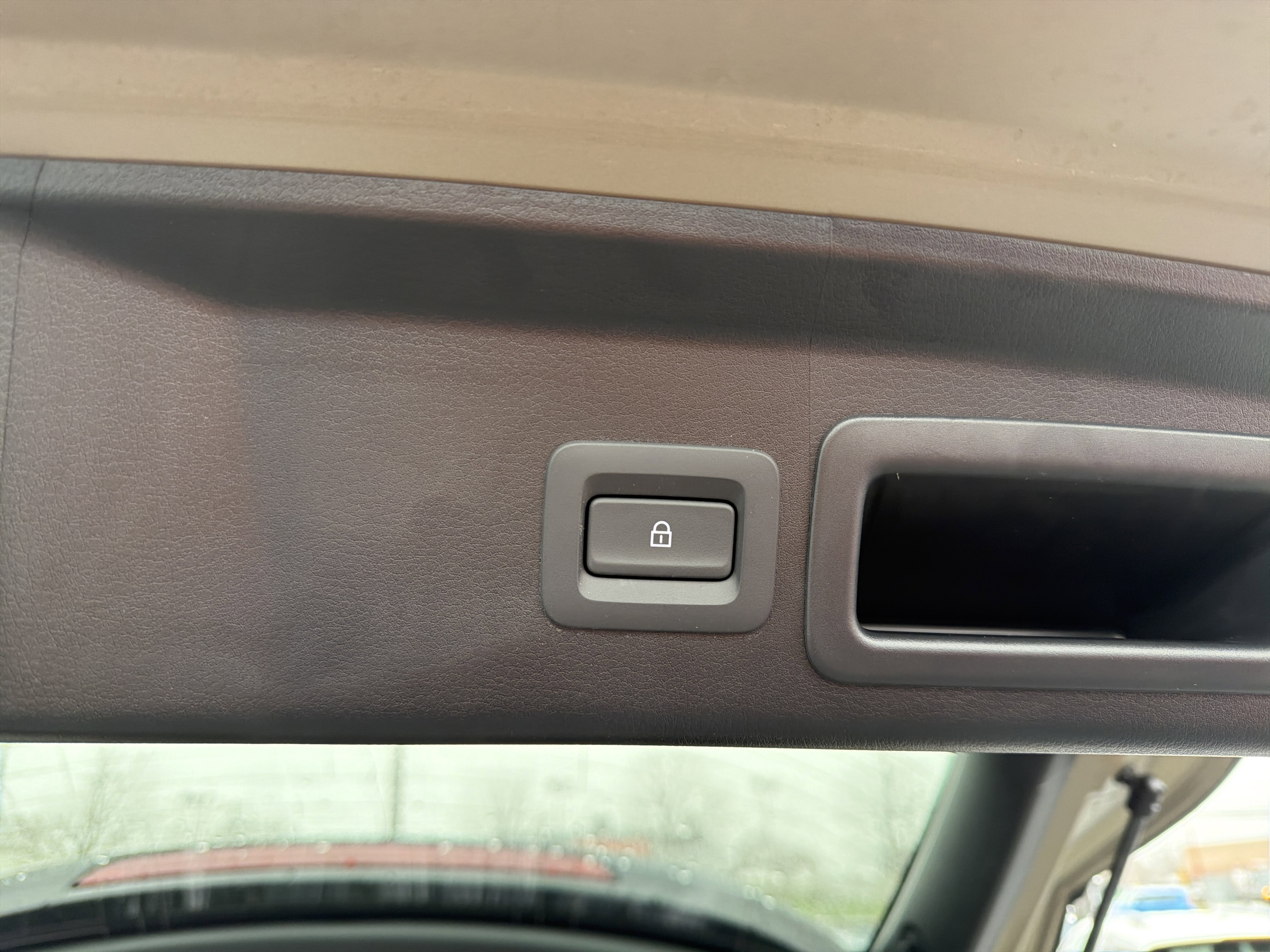 Used 2025 MAZDA CX-30 Carbon image 29