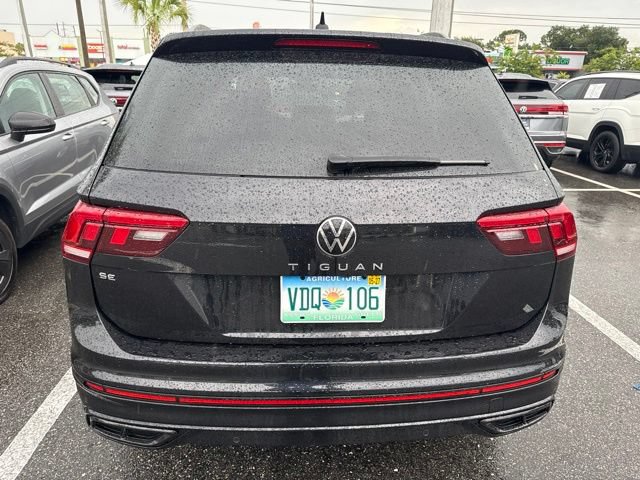 Used 2022 Volkswagen Tiguan SE R-Line FWD image 8