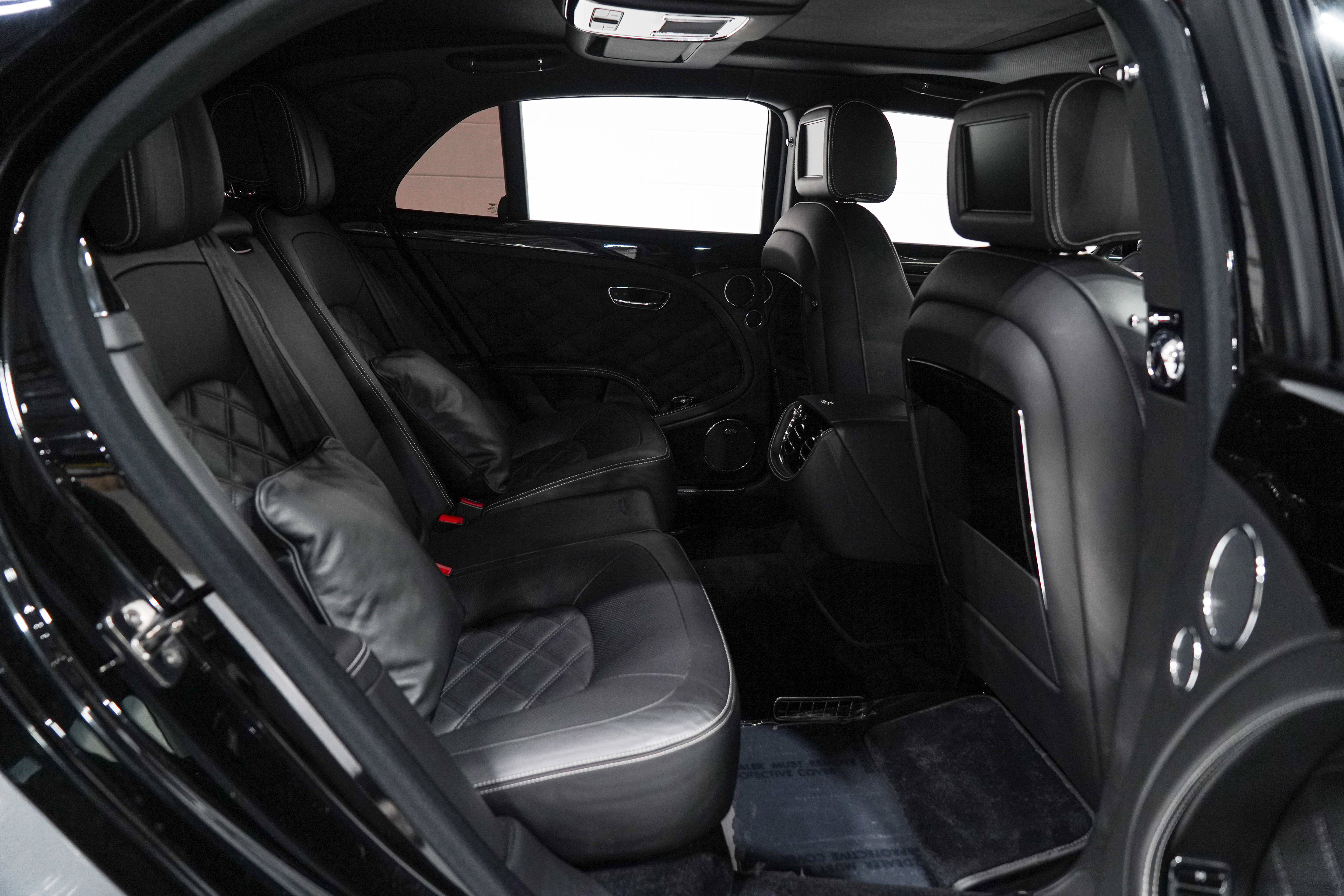 Used 2016 Bentley Mulsanne Speed RWD image 18