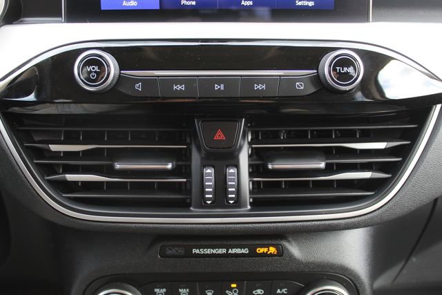 Used 2020 Ford Escape SE image 13