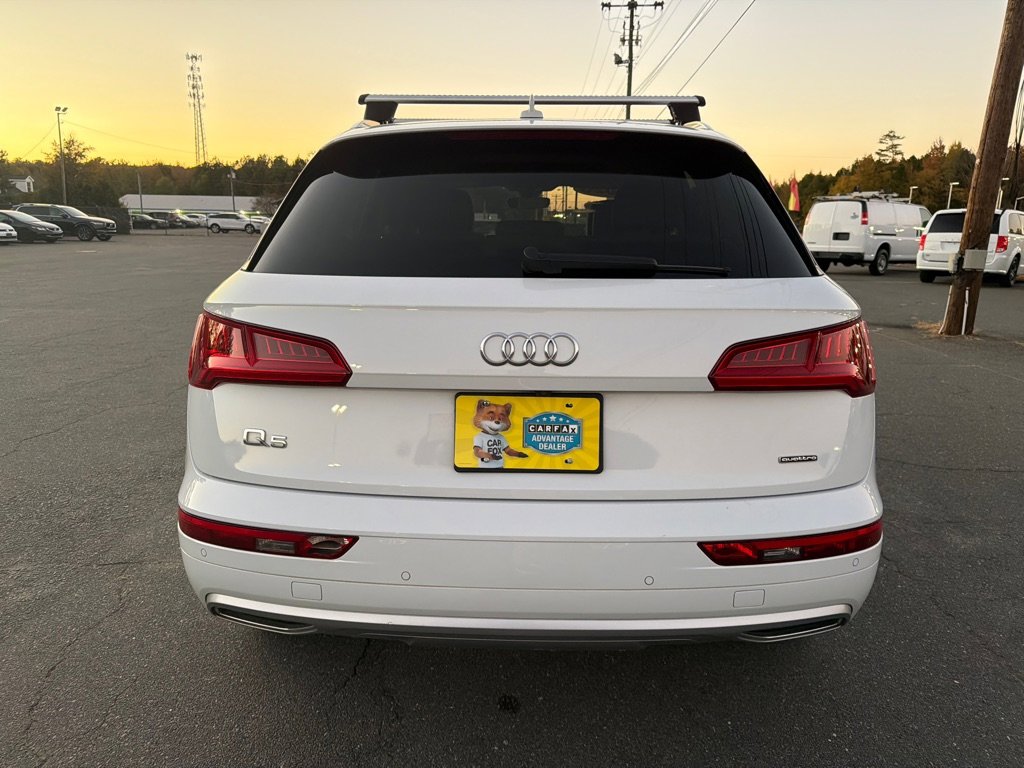 Used 2020 Audi Q5 2.0T Premium w/ Convenience Package image 5