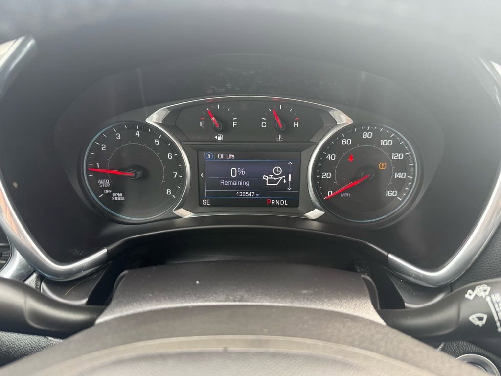 Used 2019 Chevrolet Equinox LT w/ Driver Convenience Package image 36