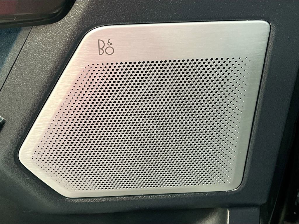 Used 2023 Ford F150 Lariat w/ Equipment Group 502A High image 19