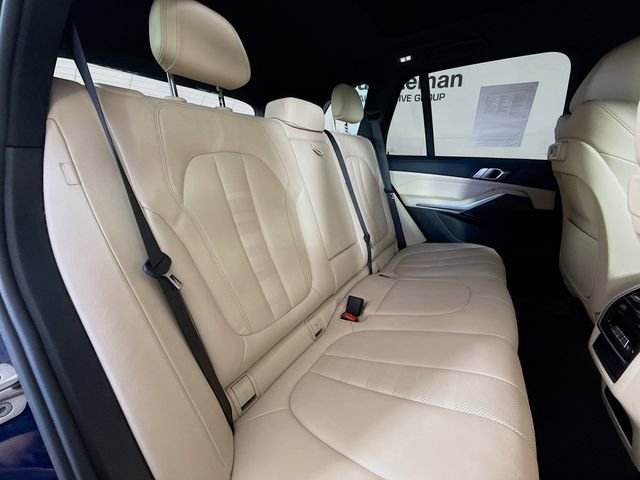 Used 2022 BMW X5 xDrive40i w/ Premium Package image 28