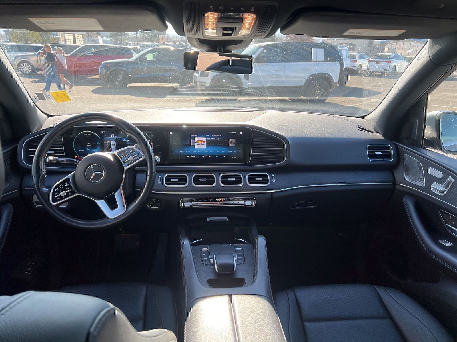 Used 2022 Mercedes-Benz GLE 350 4MATIC w/ Premium Package image 9