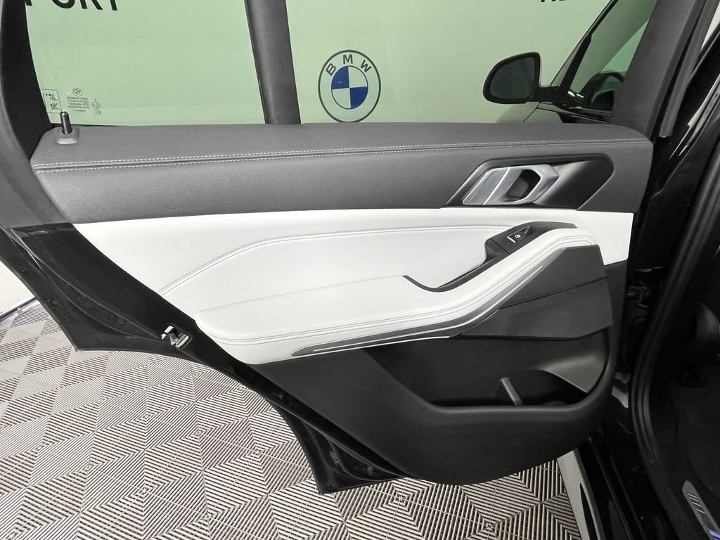 Certified 2023 BMW X5 xDrive40i w/ M Sport Package image 23