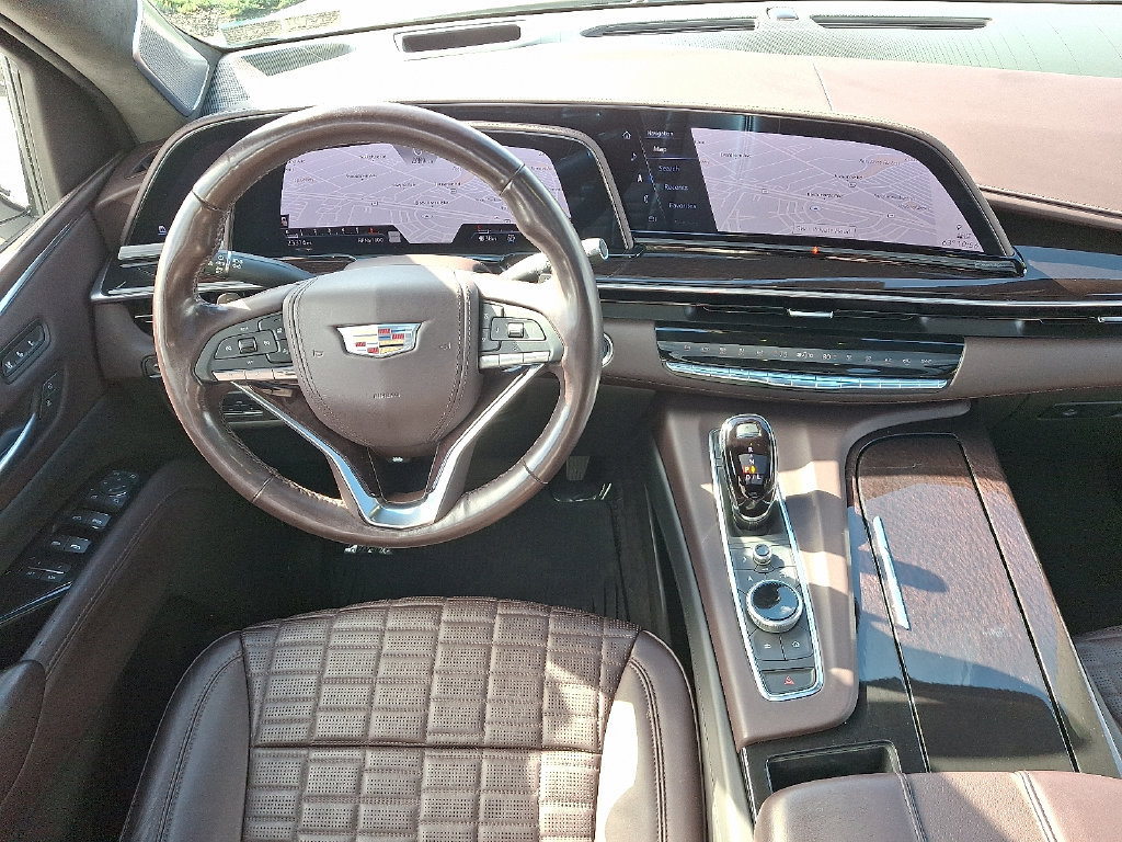 Certified 2022 Cadillac Escalade Sport Platinum w/ LPO, ONYX Package AWD/4WD image 14
