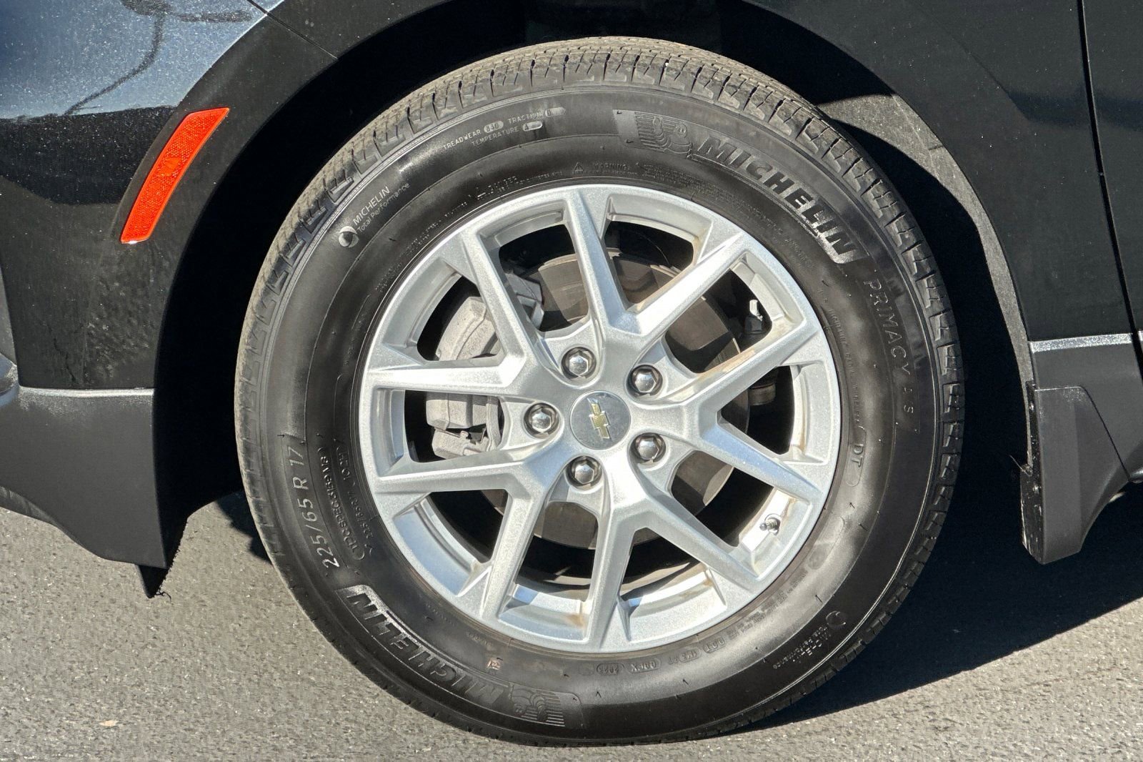 Used 2024 Chevrolet Equinox LS image 42