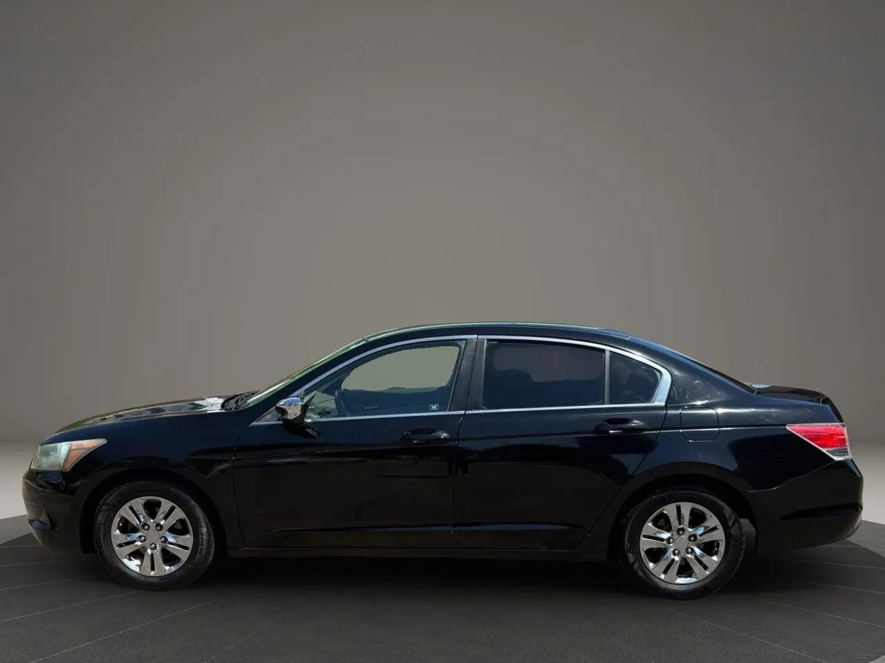 Used 2010 Honda Accord LX-P image 9