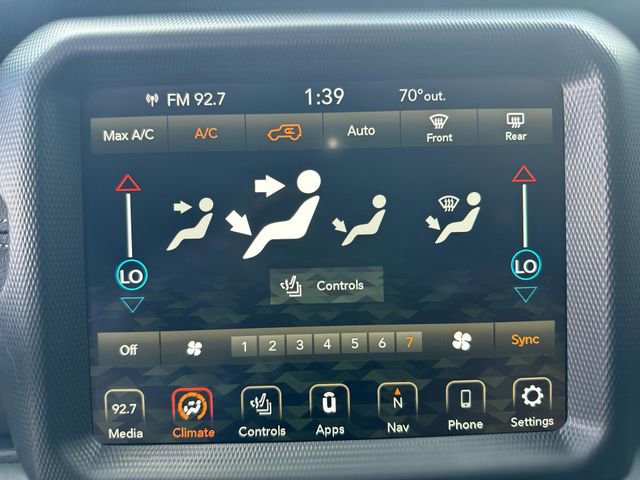 Used 2021 Jeep Wrangler Unlimited Sahara w/ Cold Weather Group AWD/4WD image 20