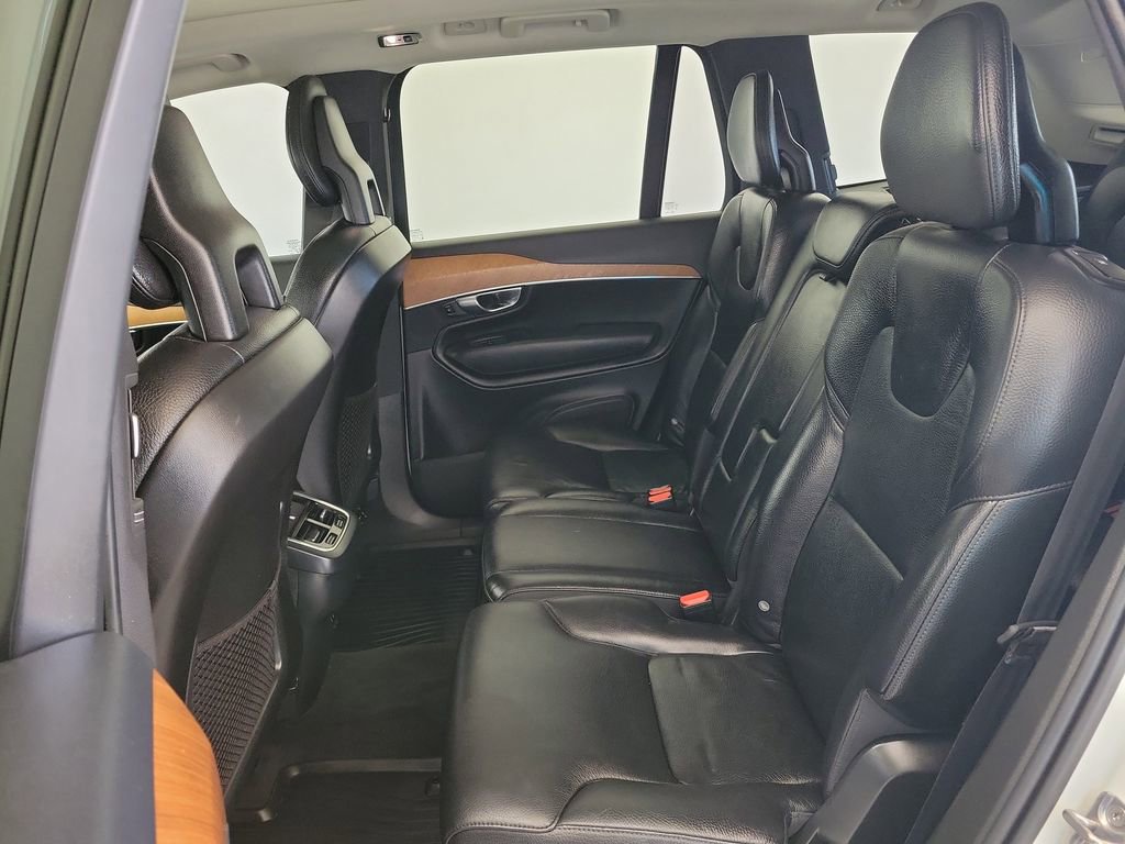 Used 2021 Volvo XC90 T6 Momentum w/ Protection Package Premier AWD/4WD image 13