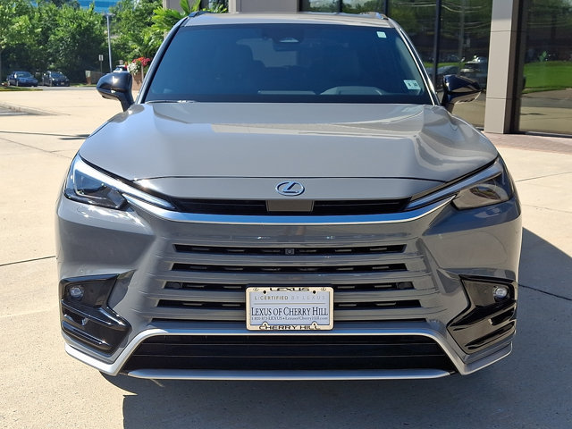 Certified 2025 Lexus TX 500h AWD image 2