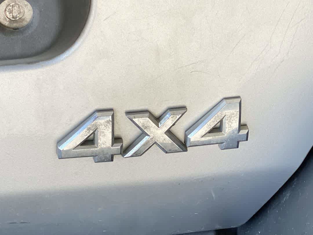 Used 2010 Nissan Xterra S AWD/4WD image 12