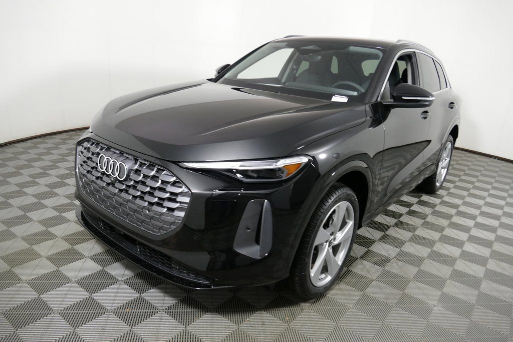 Used 2025 Audi Q5 Premium Plus w/ Premium Plus image 7