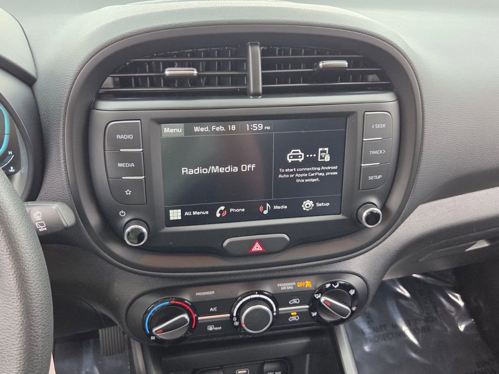 Used 2025 Kia Soul LX w/ LX Technology Package image 17