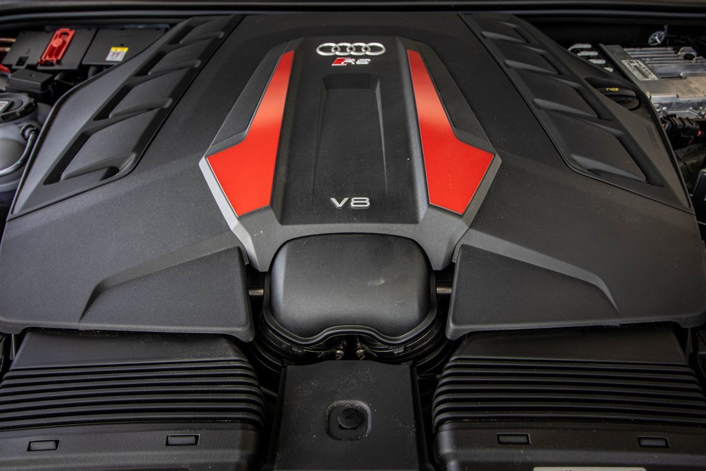 Used 2025 Audi RS Q8 performance image 23