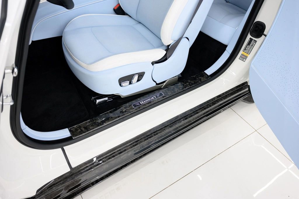 Used 2025 Rolls-Royce Spectre AWD/4WD image 39