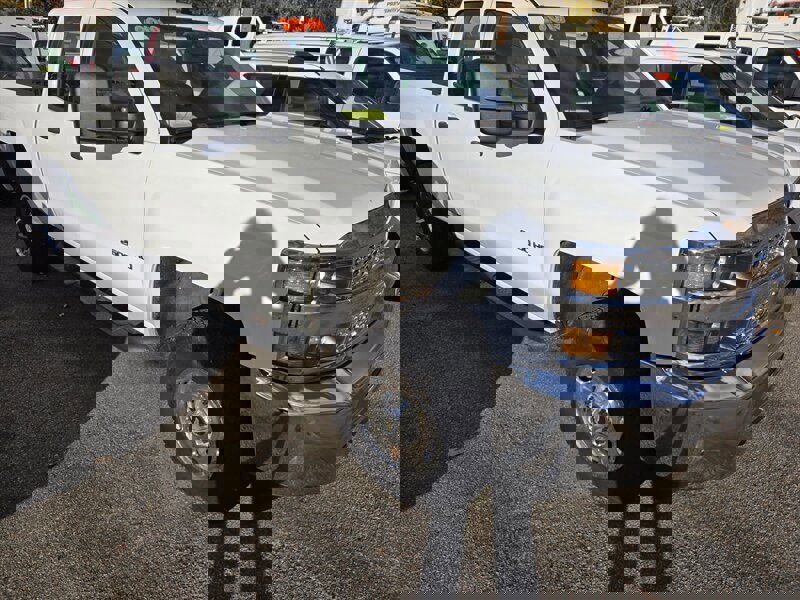 Used 2019 Chevrolet Silverado 2500 W/T w/ Snow Plow Prep Package image 4