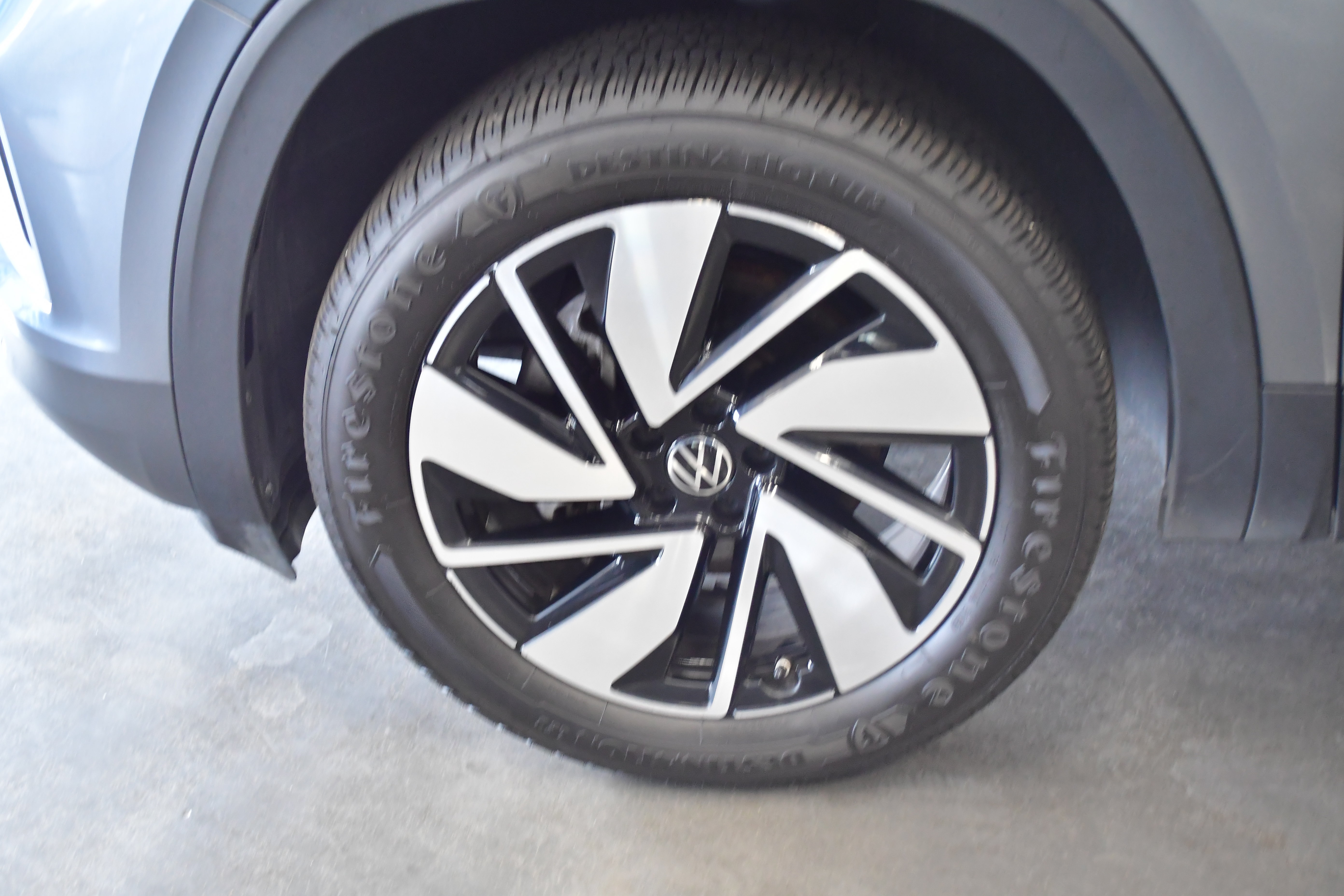 Used 2024 Volkswagen Atlas SE AWD/4WD image 35
