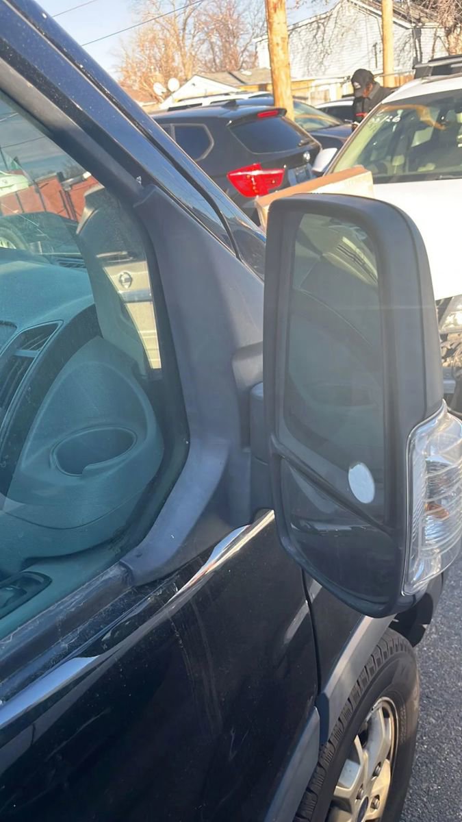 Used 2015 Ford Transit 250 Medium Roof image 23