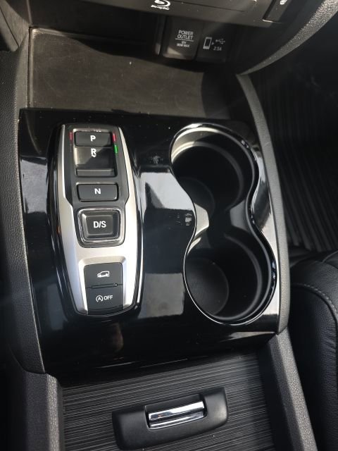 Used 2021 Honda Pilot Touring image 25