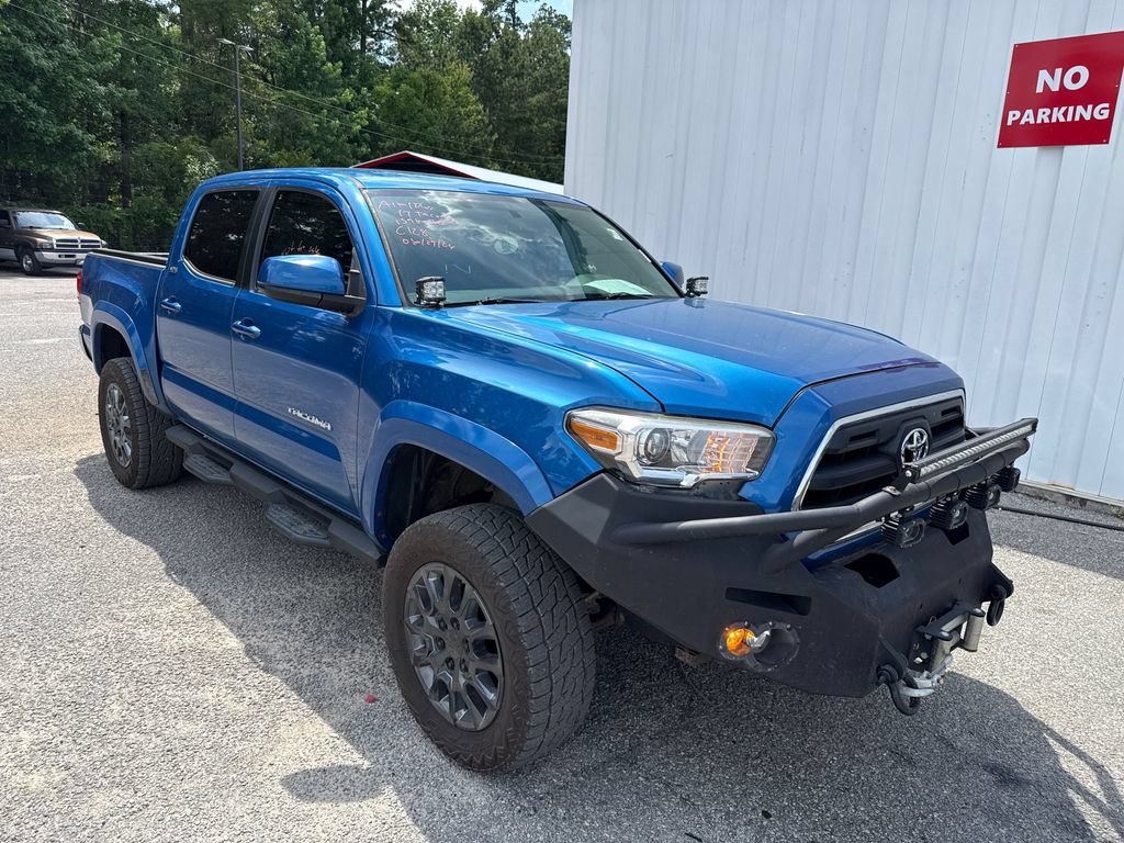 Used 2017 Toyota Tacoma SR5 AWD/4WD image 1
