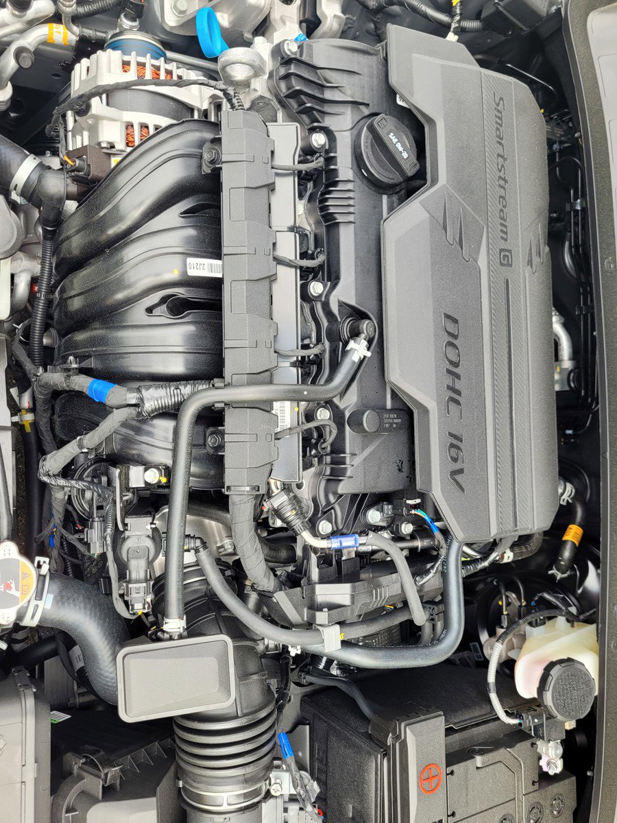 New 2025 Hyundai Elantra SEL image 22