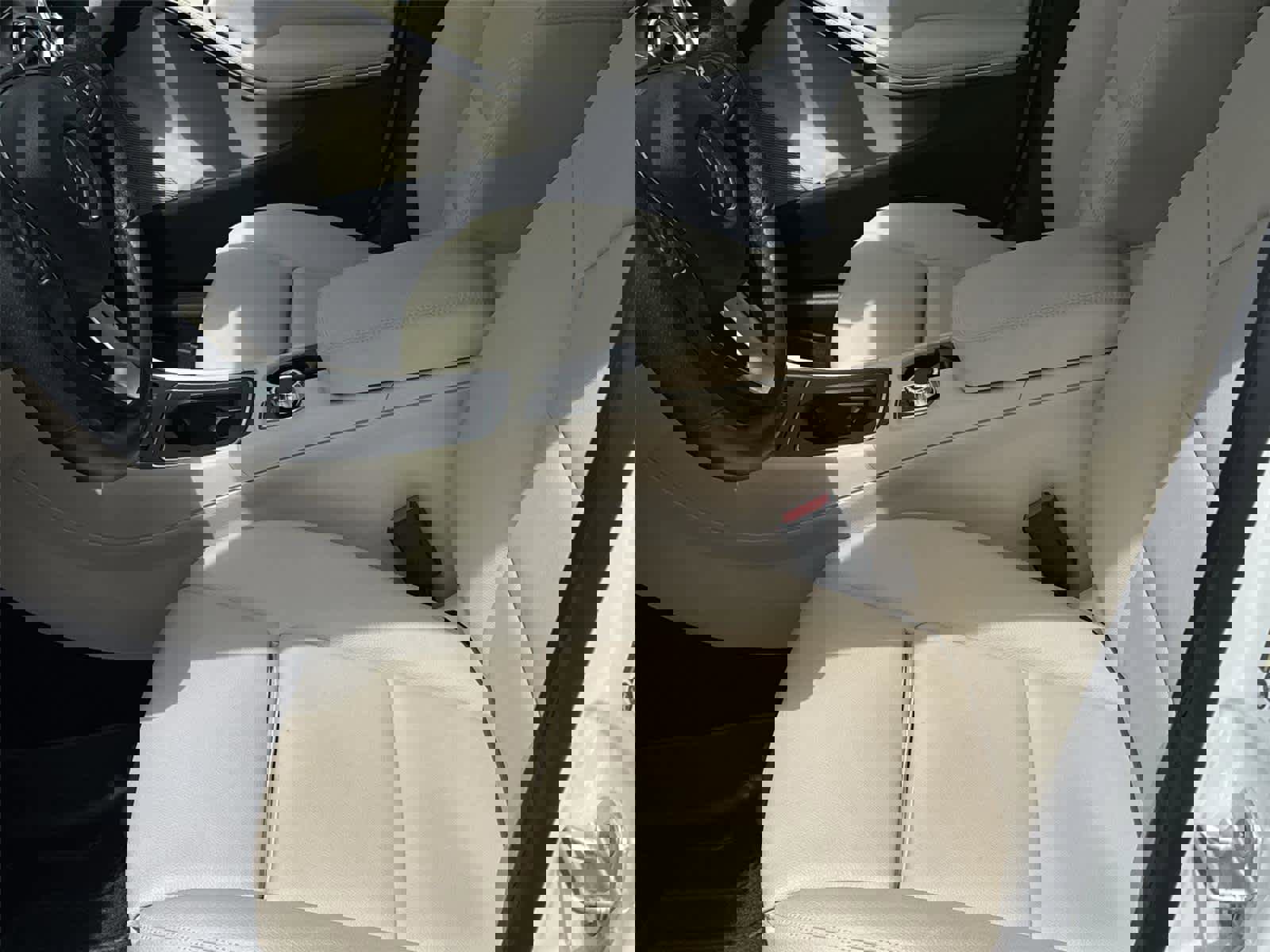 Used 2017 Mercedes-Benz GLA 250 4MATIC image 13