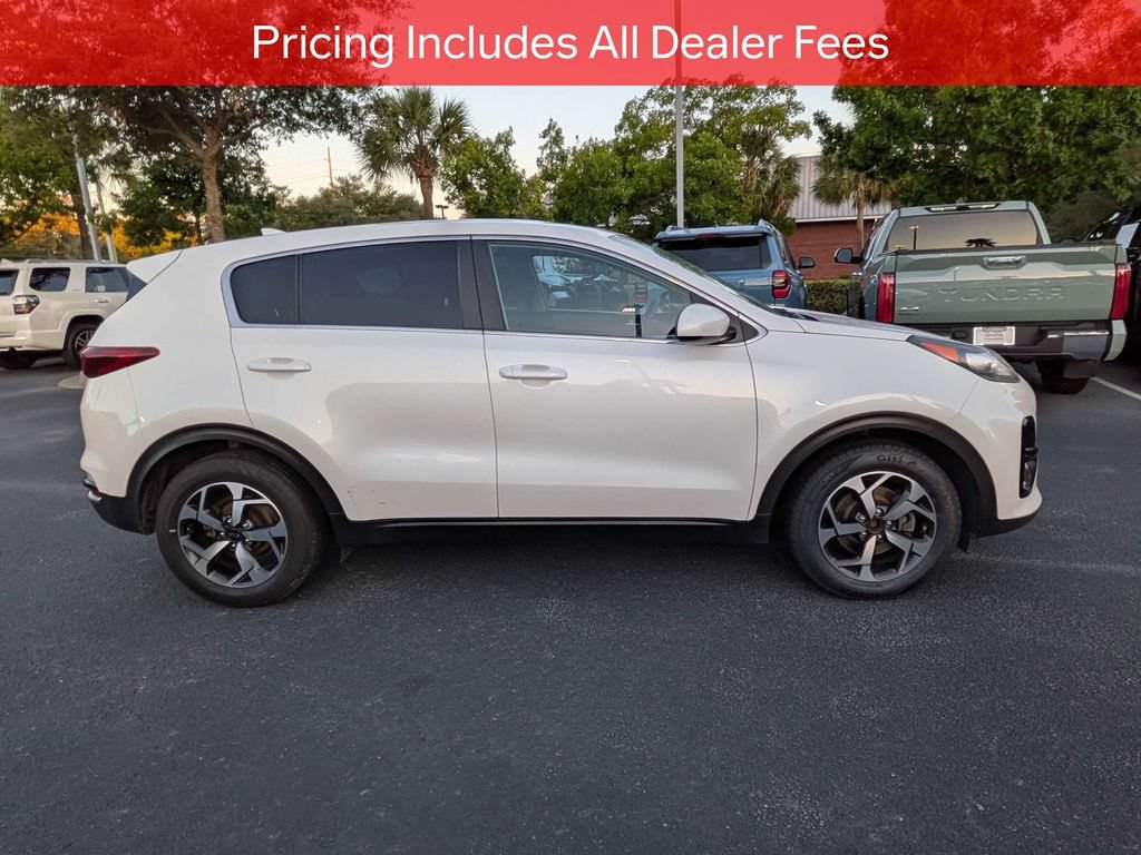 Used 2021 Kia Sportage LX FWD image 3