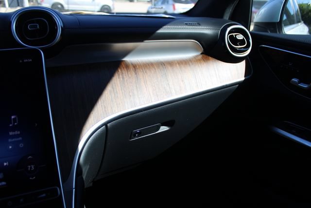 Certified 2024 Mercedes-Benz GLC 300 4MATIC image 18