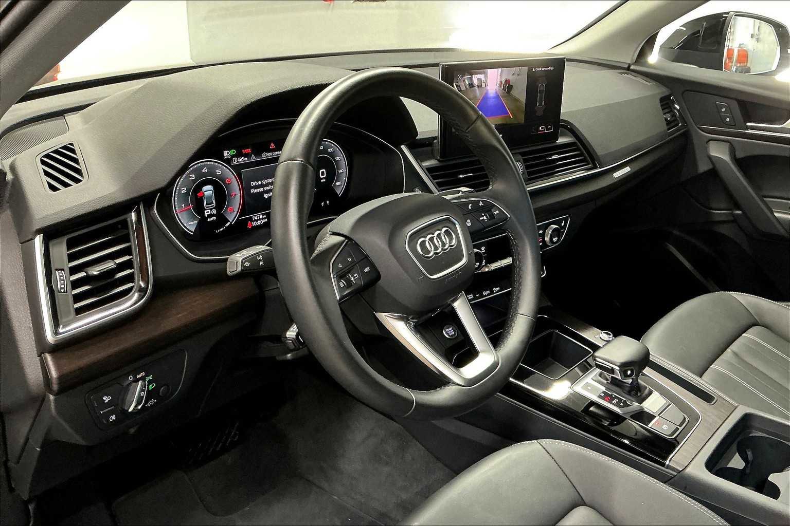 Used 2025 Audi Q5 2.0T Premium image 16