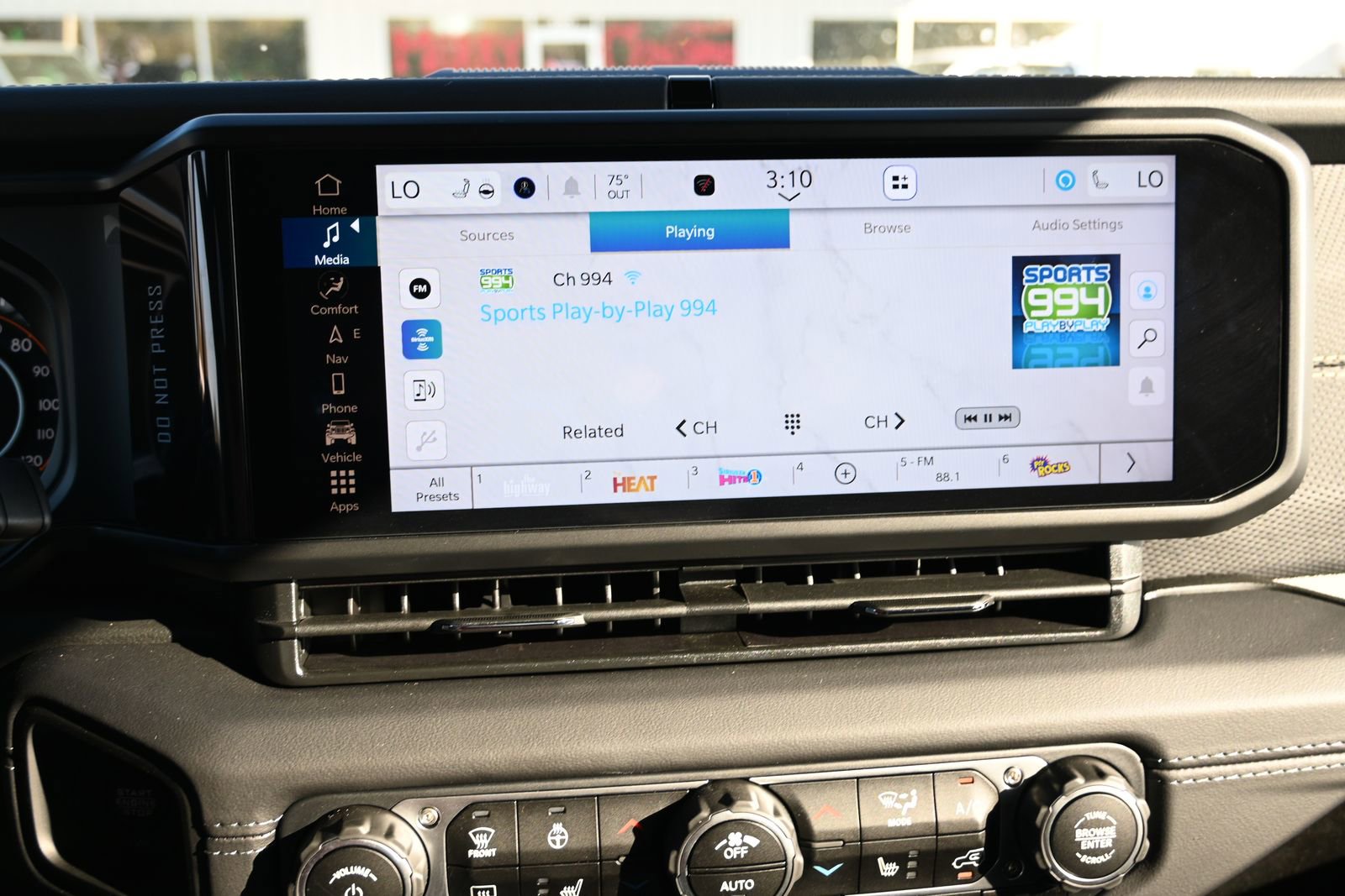 New 2025 Jeep Wrangler Unlimited Rubicon 392 image 13